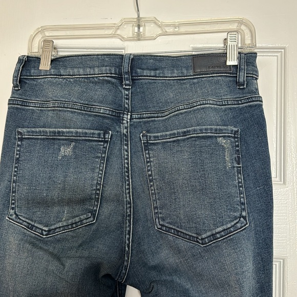 Express Skinny Distressed Jean - Picture 5 of 6